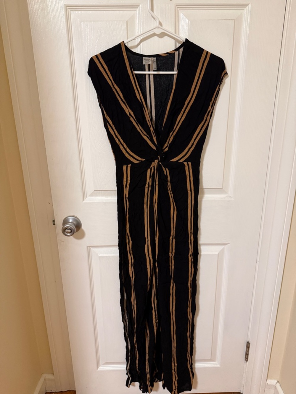 Lulu's Black and Tan Striped Twist-Front Maxi Dress